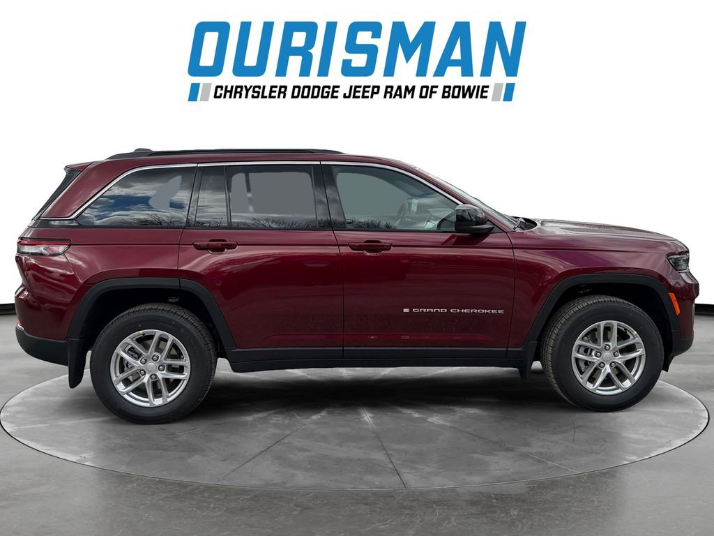 New 2025 Jeep Grand Cherokee Laredo X w/ Luxury Tech Group I image 7
