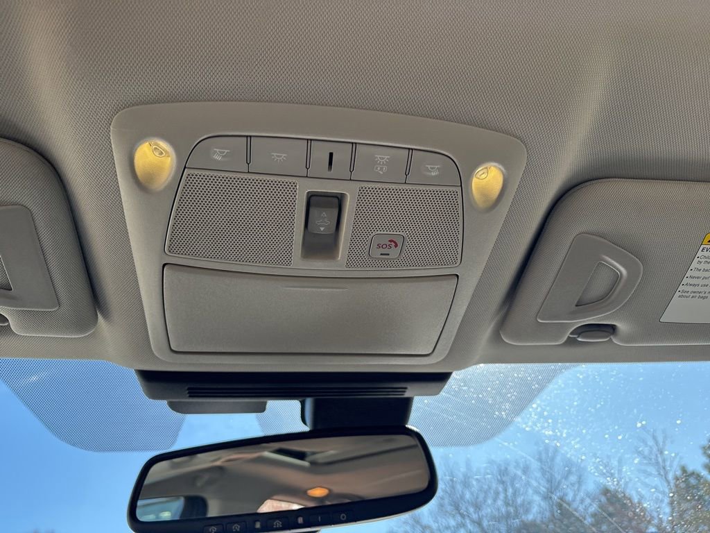 Used 2015 INFINITI Q50 Sport w/ Technology Package image 16