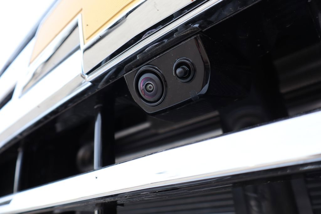 New 2026 Chevrolet Silverado 2500 LTZ w/ LTZ Convenience Package AWD/4WD image 9