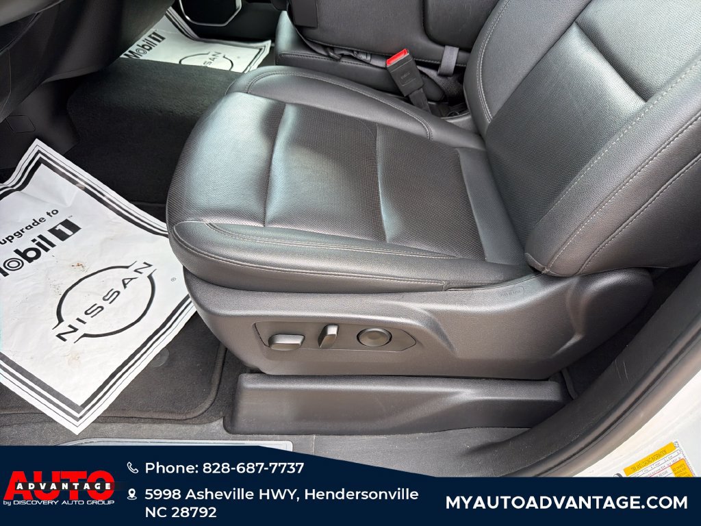 Used 2025 GMC Sierra 1500 SLT AWD/4WD image 11