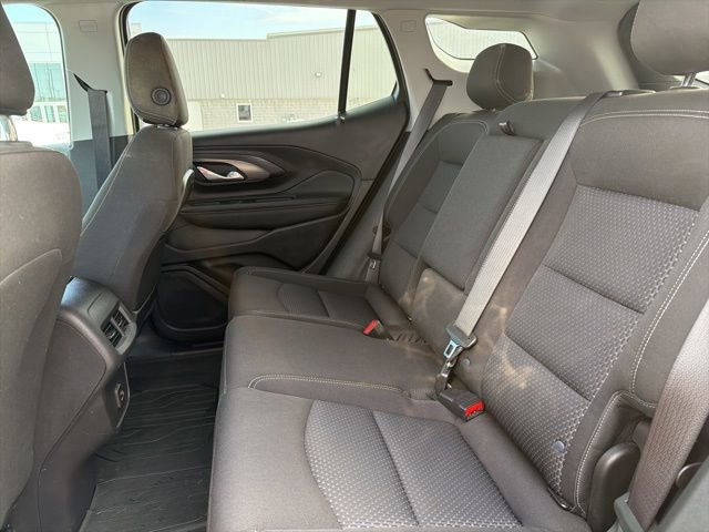 Used 2024 GMC Terrain SLE w/ LPO, Floor Liner Package image 31