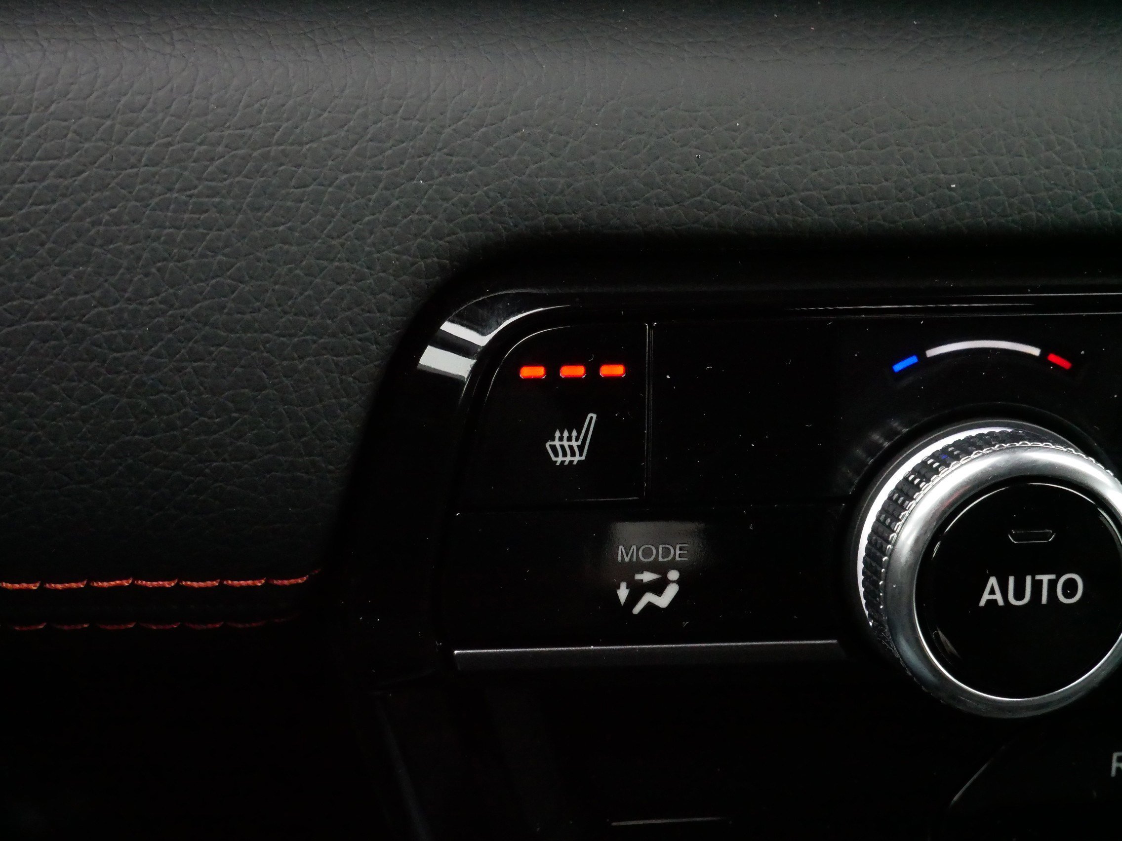 Certified 2025 Honda Pilot TrailSport image 30