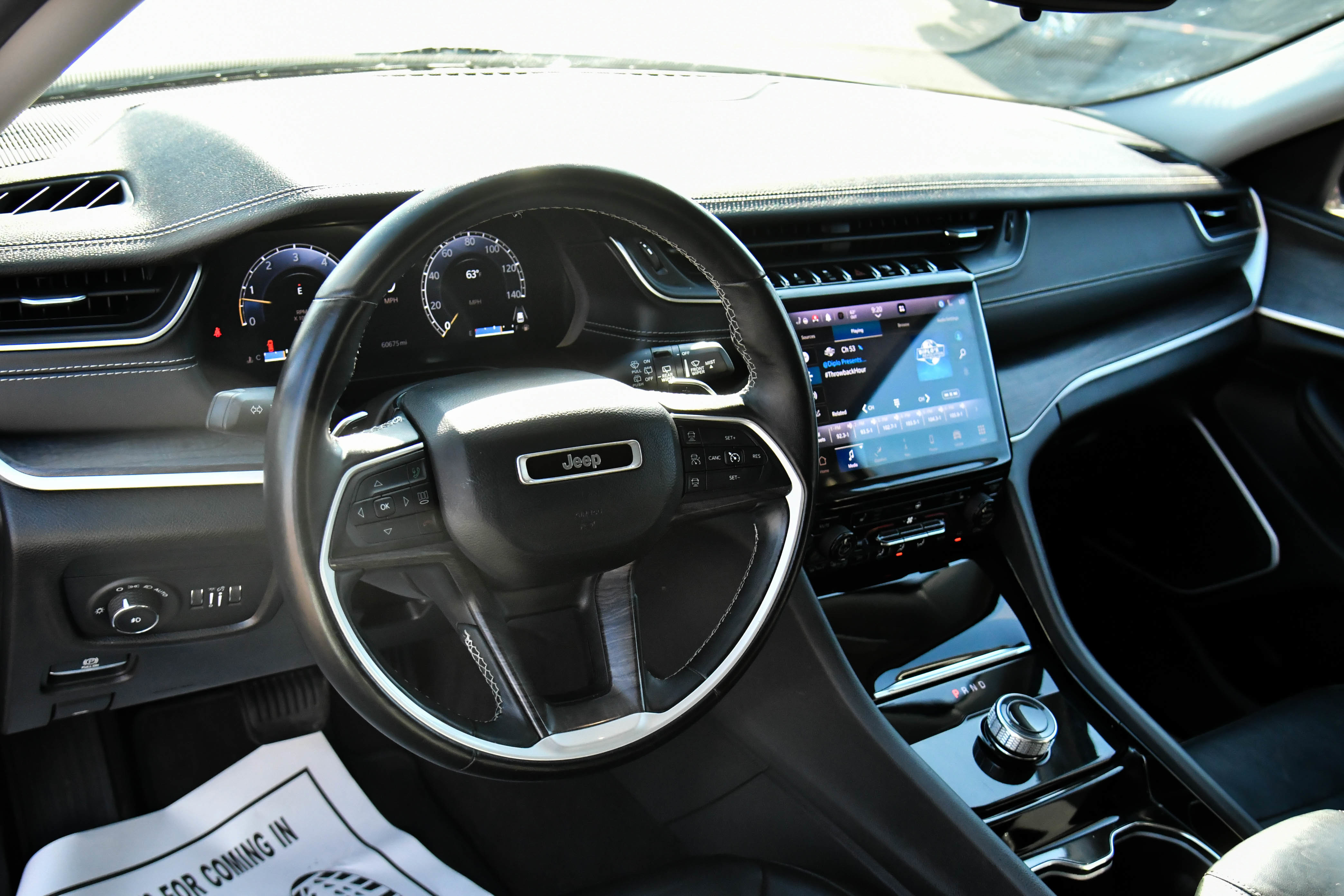 Used 2022 Jeep Grand Cherokee L Limited image 16