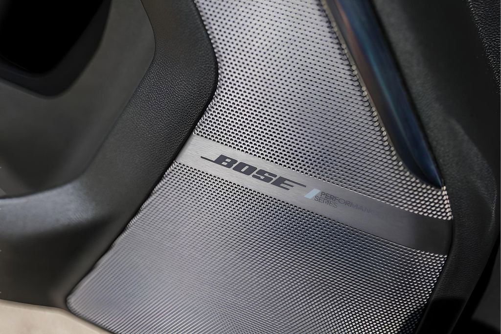 Certified 2025 GMC Yukon Denali Ultimate image 25