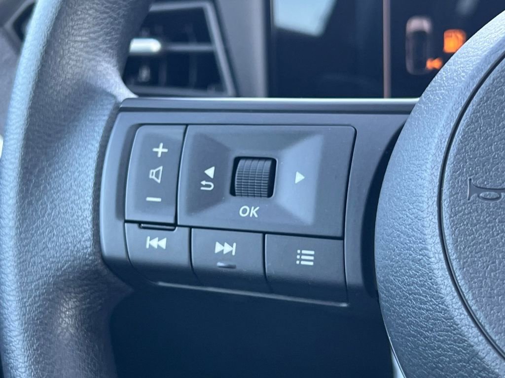 New 2026 Nissan Kicks SV image 10