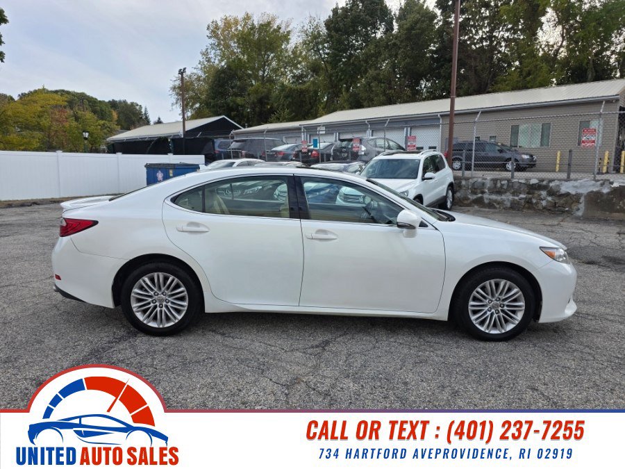 Used 2014 Lexus ES 350 w/ Luxury Package FWD image 6