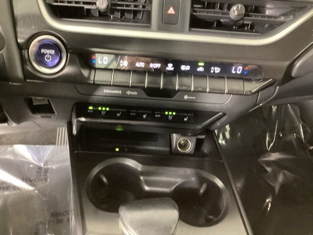 Used 2020 Lexus UX 250h w/ Premium Package AWD/4WD image 22