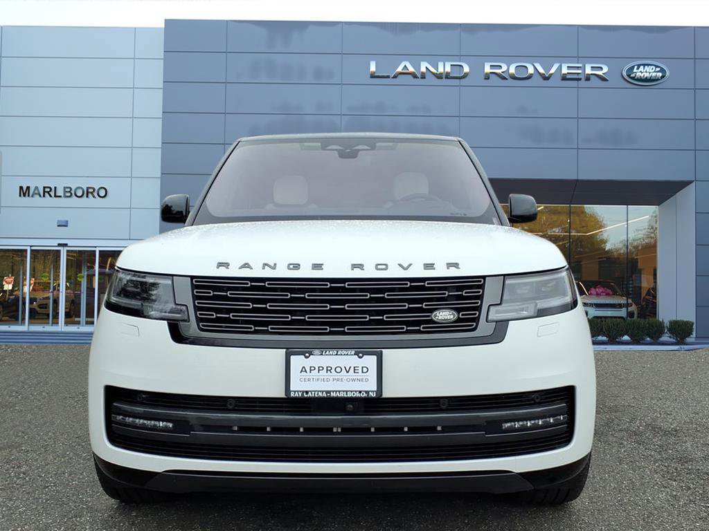 Certified 2023 Land Rover Range Rover SE image 8