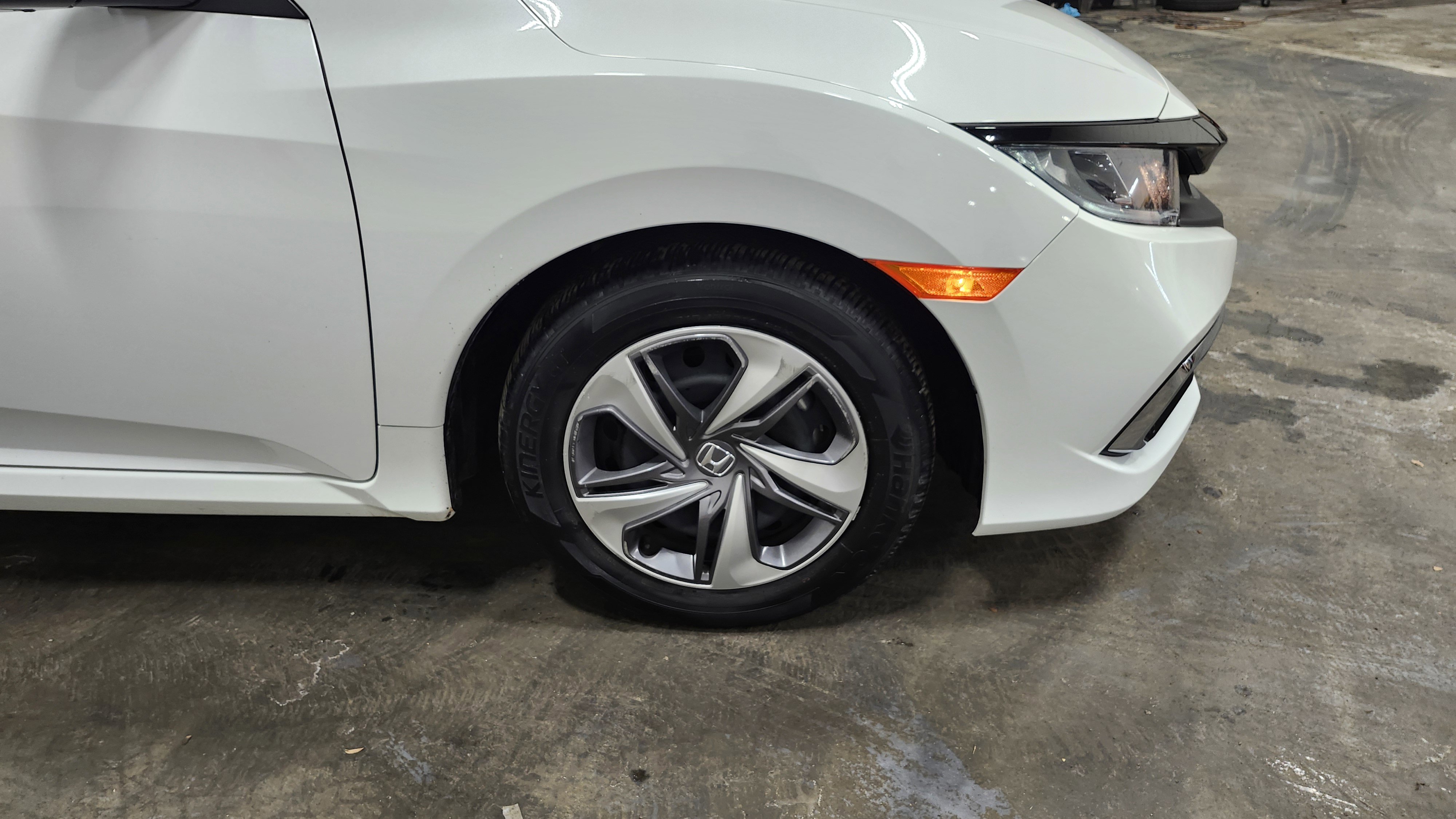 Used 2019 Honda Civic LX image 9