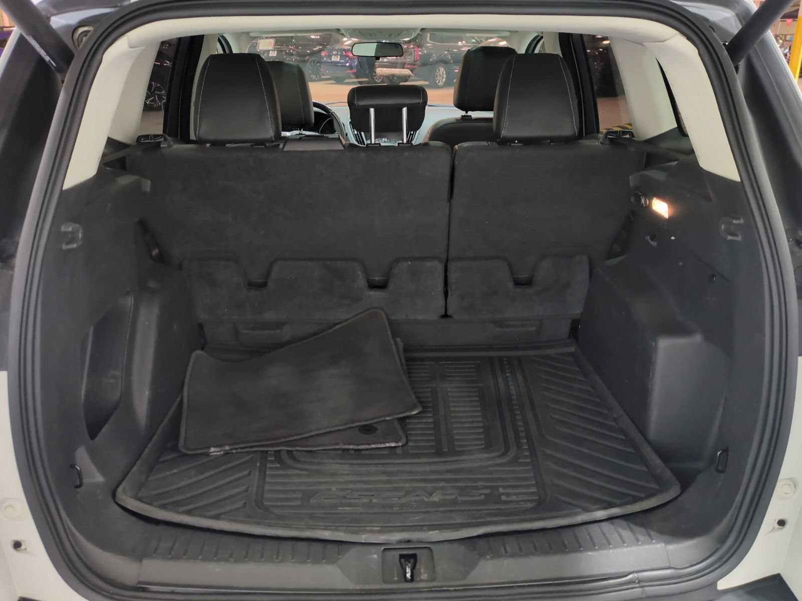 Used 2015 Ford Escape SE w/ Equipment Group 201A FWD image 13