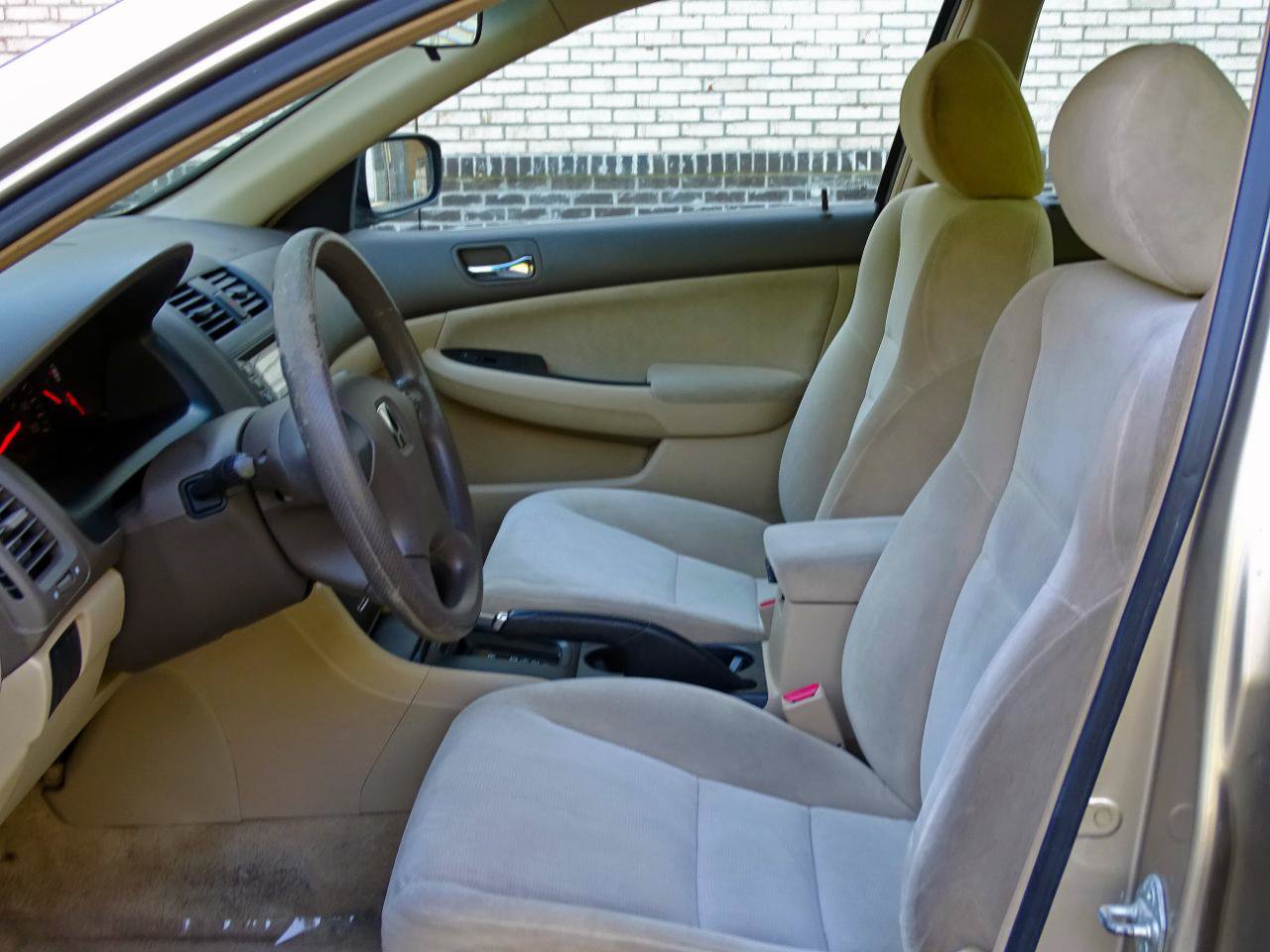 Used 2003 Honda Accord LX image 10