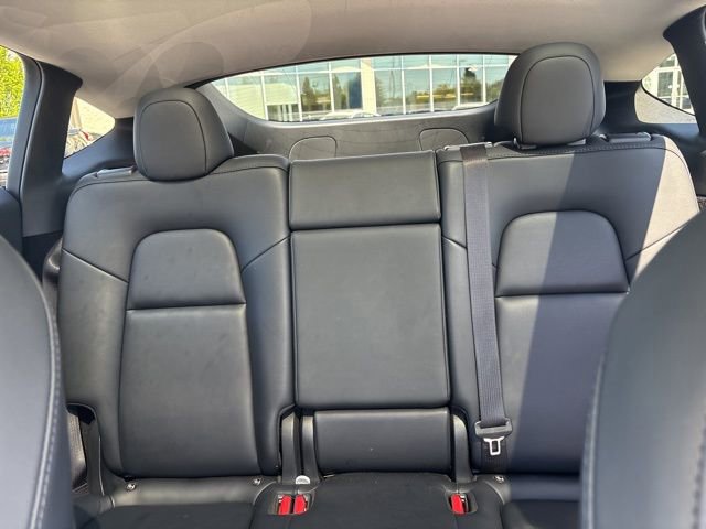 Used 2023 Tesla Model Y Long Range AWD/4WD image 13