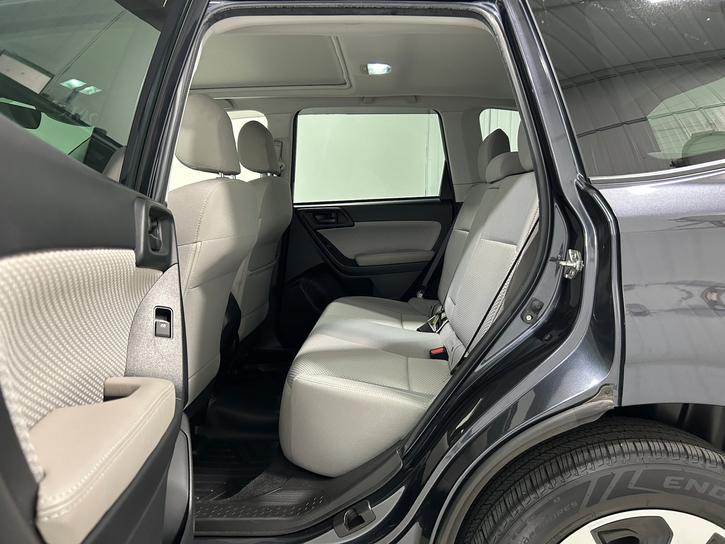 Used 2018 Subaru Forester 2.5i Premium AWD/4WD image 28