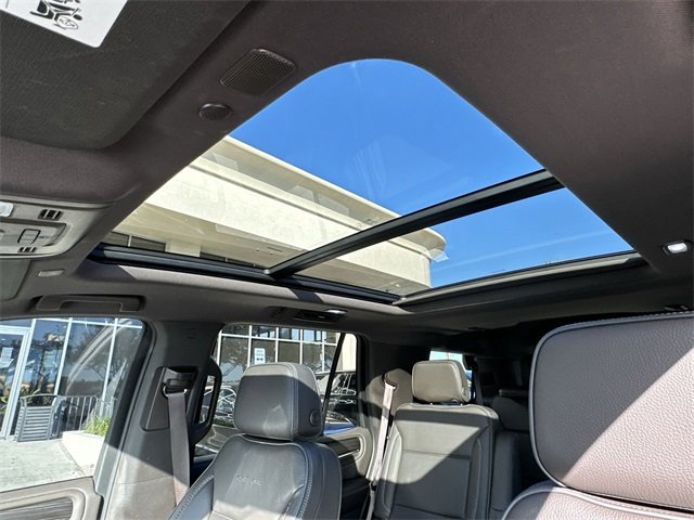 Used 2022 GMC Yukon Denali image 28