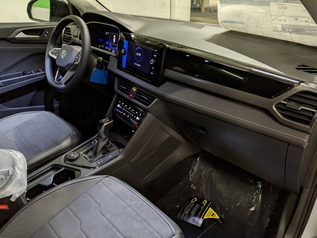 New 2026 Volkswagen Taos SE AWD/4WD image 21