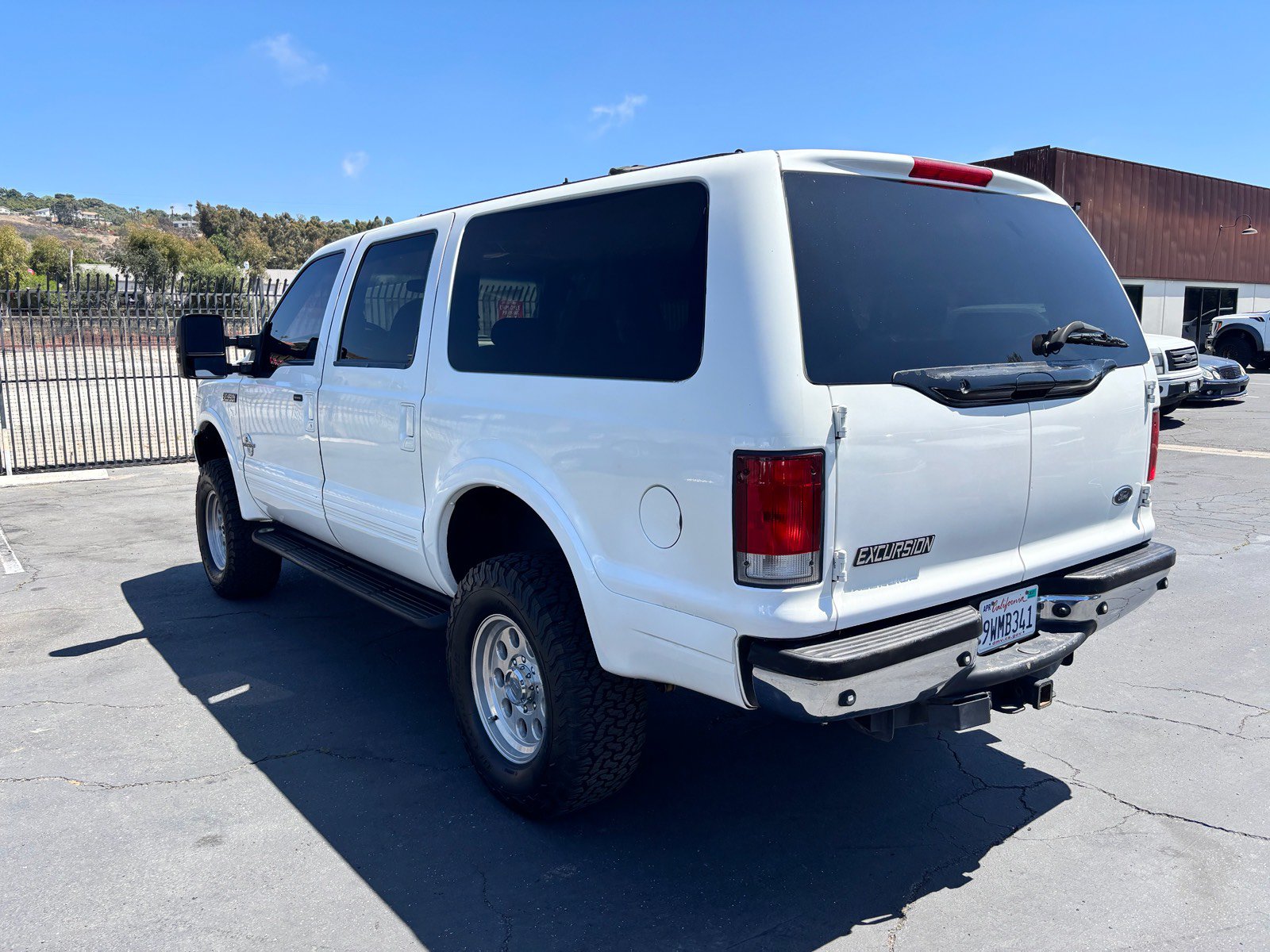 Used 2001 Ford Excursion Limited AWD/4WD image 4