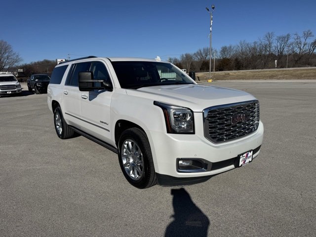 Used 2019 GMC Yukon XL Denali w/ Open Road Package image 7