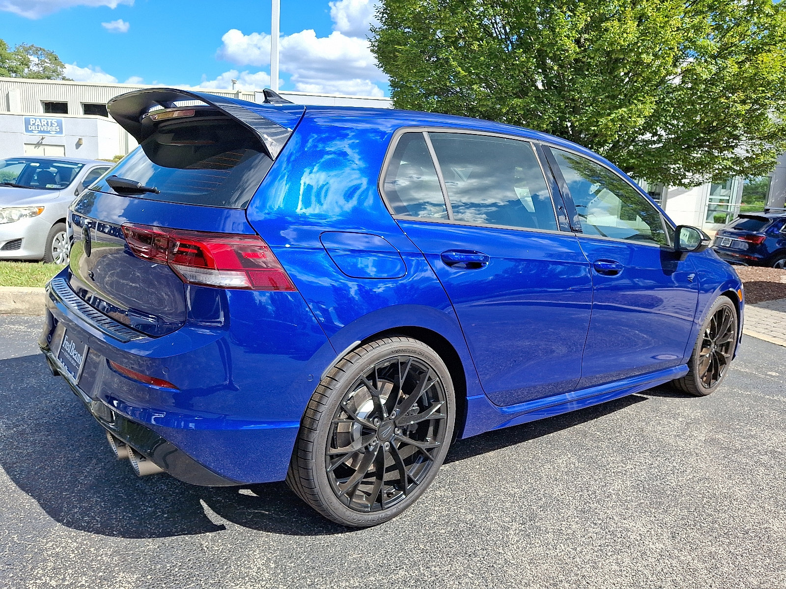New 2025 Volkswagen Golf R Black Edition image 4