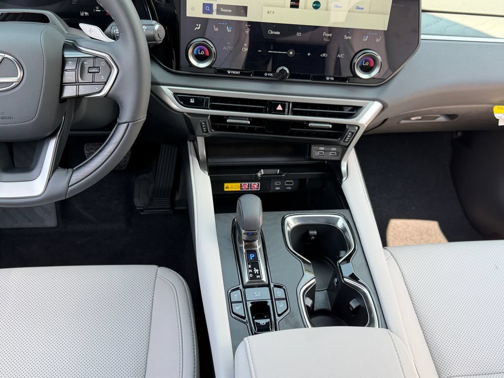 New 2026 Lexus RX 350 F Sport AWD/4WD image 10