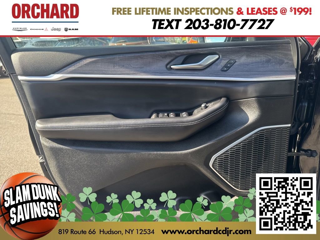 Used 2023 Jeep Grand Cherokee 4WD 4xe w/ Luxury Tech Group II image 24