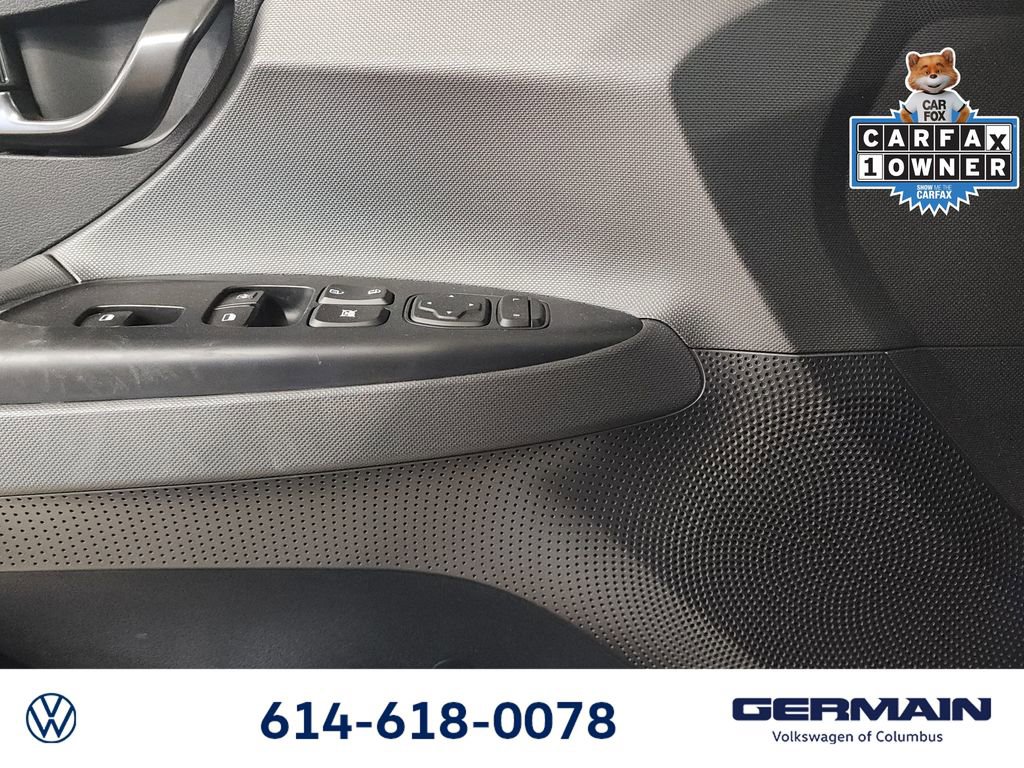 Used 2021 Hyundai Veloster N image 30