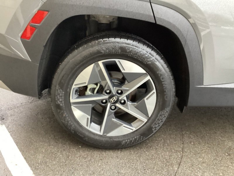 Certified 2025 Hyundai Tucson SEL image 10