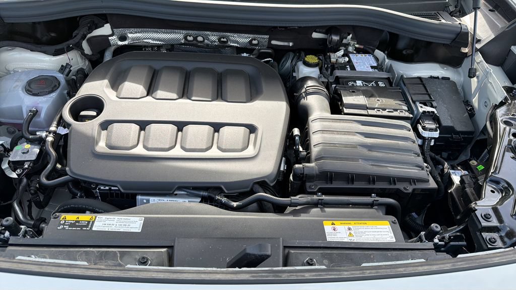 New 2026 Volkswagen Tiguan SE R-Line AWD/4WD image 31