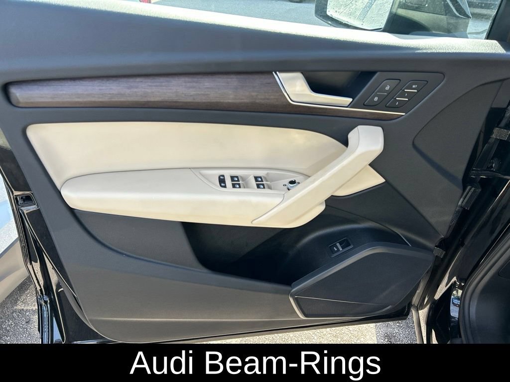Used 2024 Audi Q5 2.0T Premium w/ Convenience Package AWD/4WD image 17
