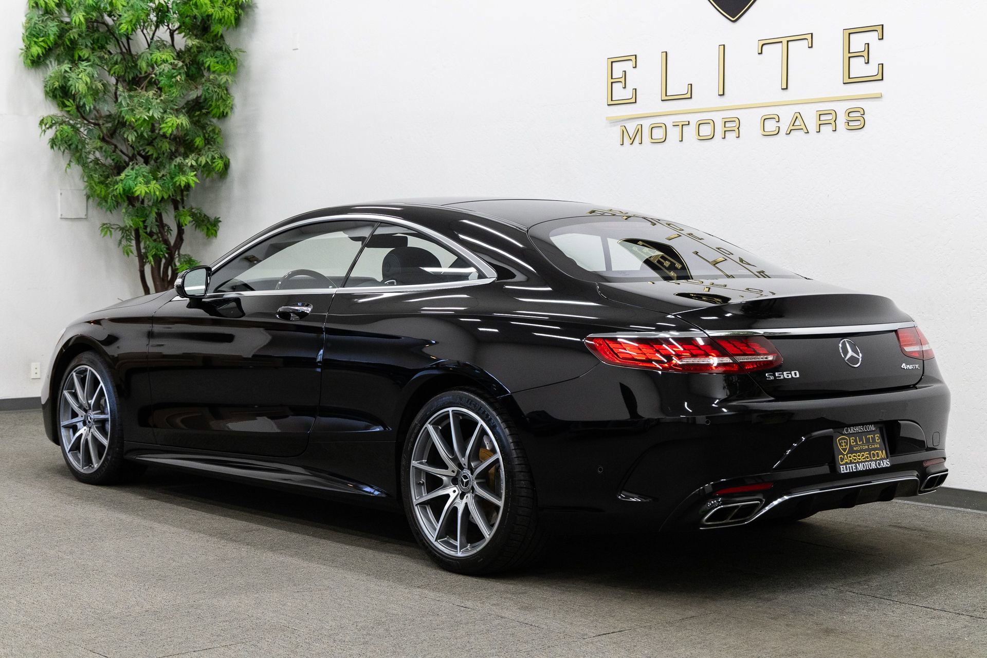 Used 2019 Mercedes-Benz S 560 4MATIC Coupe image 3