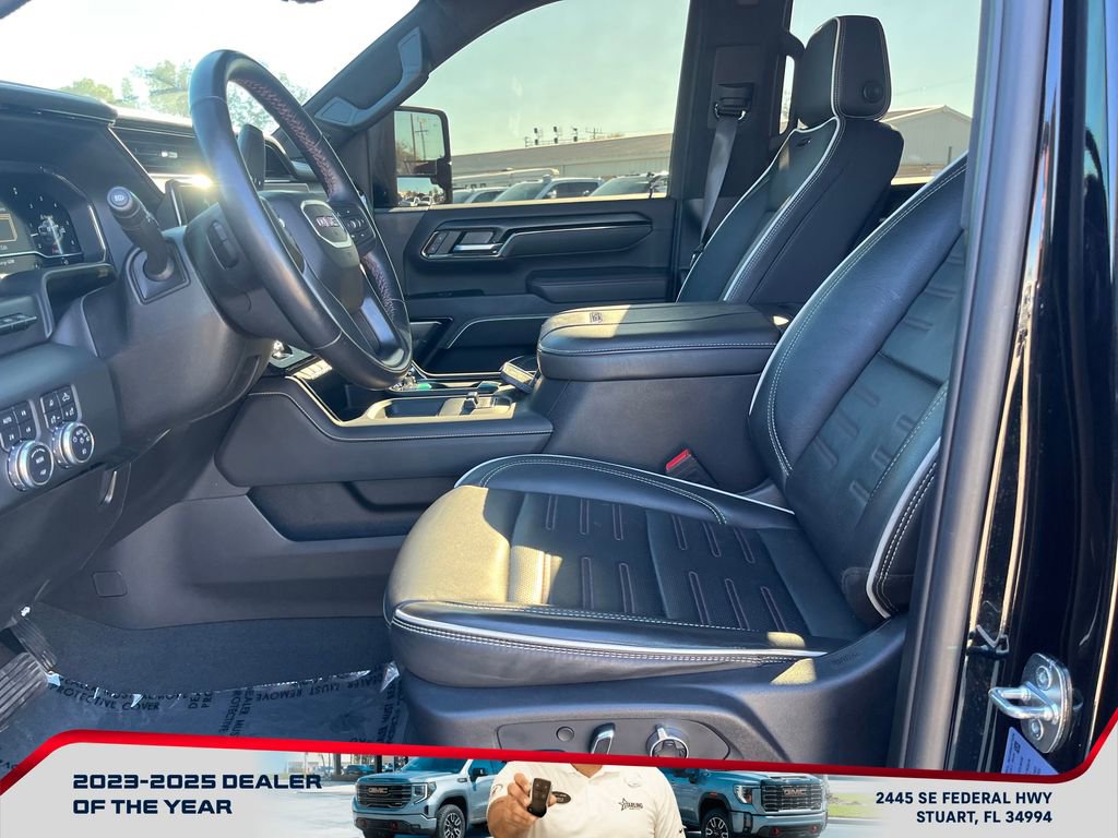 Used 2024 GMC Sierra 2500 AT4X image 9