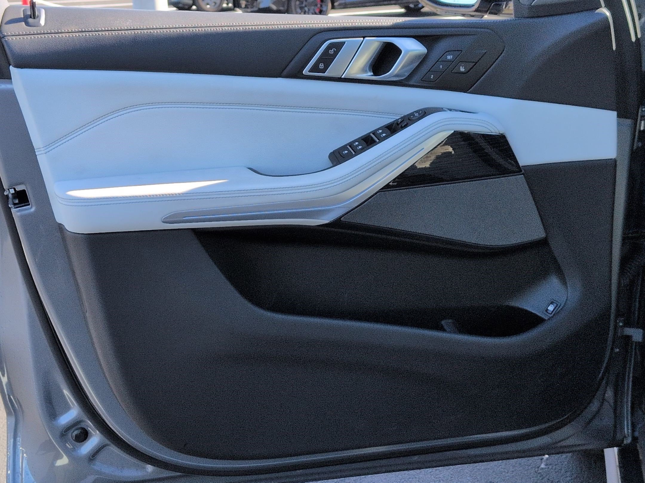 Certified 2024 BMW X5 xDrive50e w/ Executive Package image 14