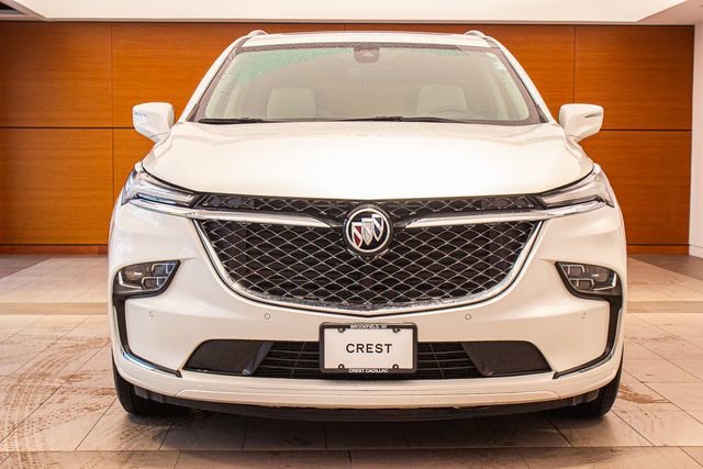 Used 2022 Buick Enclave Avenir w/ Avenir Technology Package image 2