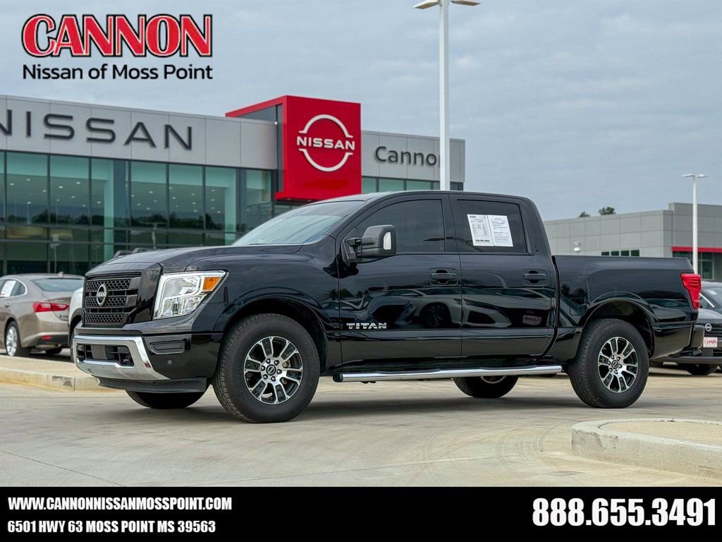 Used 2024 Nissan Titan SV w/ SV Convenience Package image 1