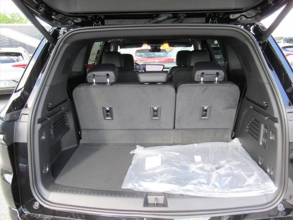 New 2026 Buick Enclave Avenir w/ Super Cruise Package FWD image 35