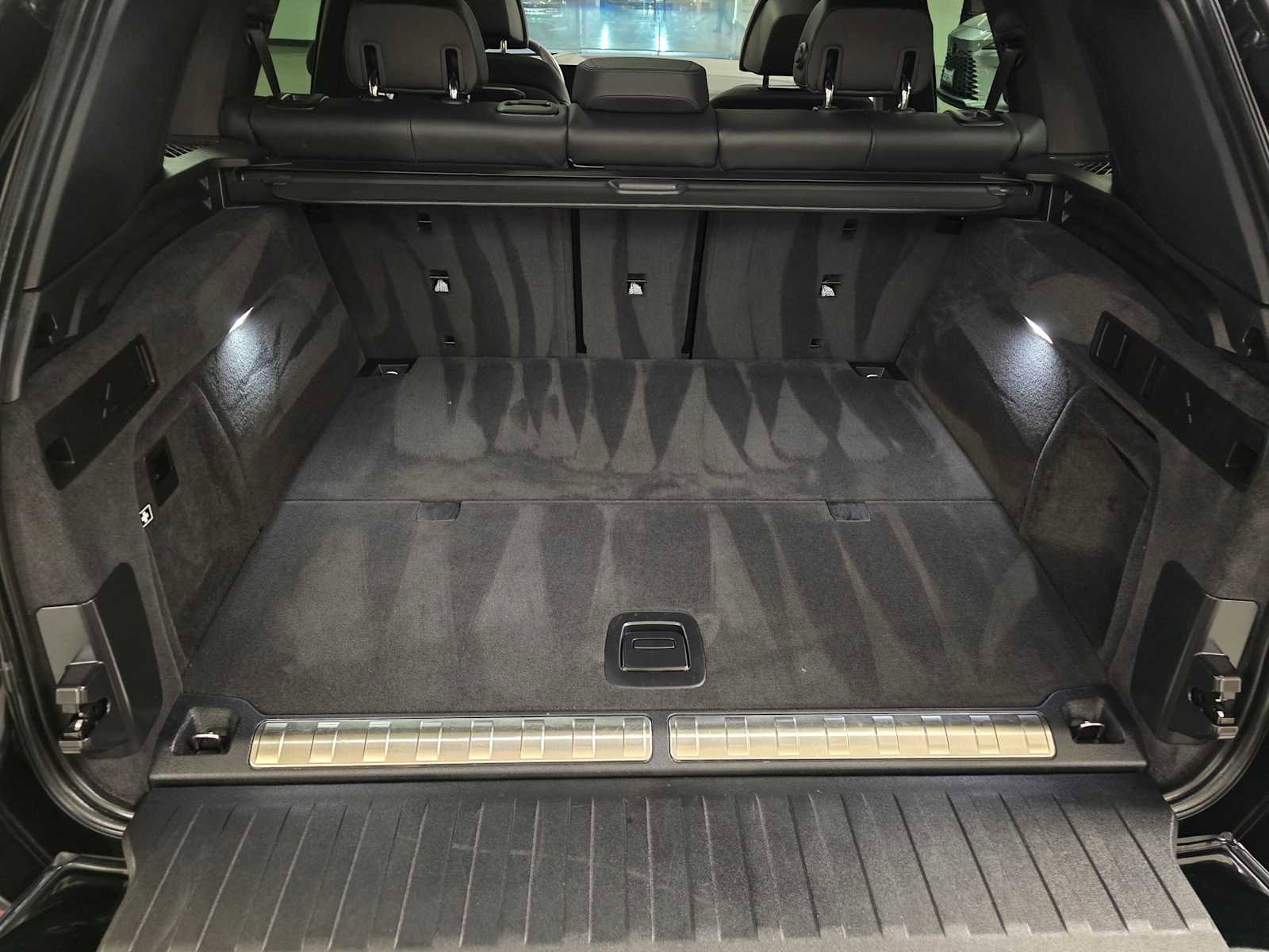 Used 2025 BMW X5 xDrive50e image 17