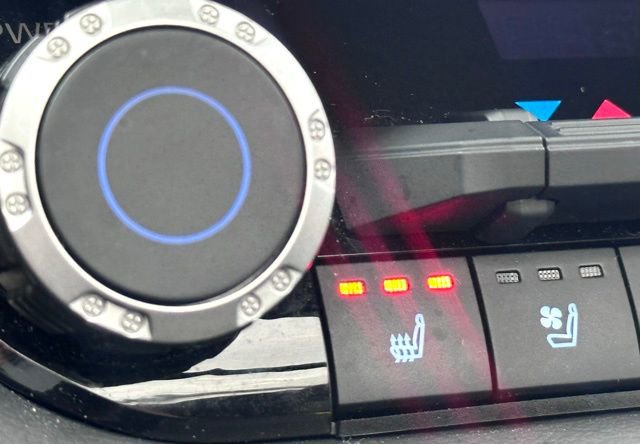 Used 2024 Toyota Sequoia Platinum image 35