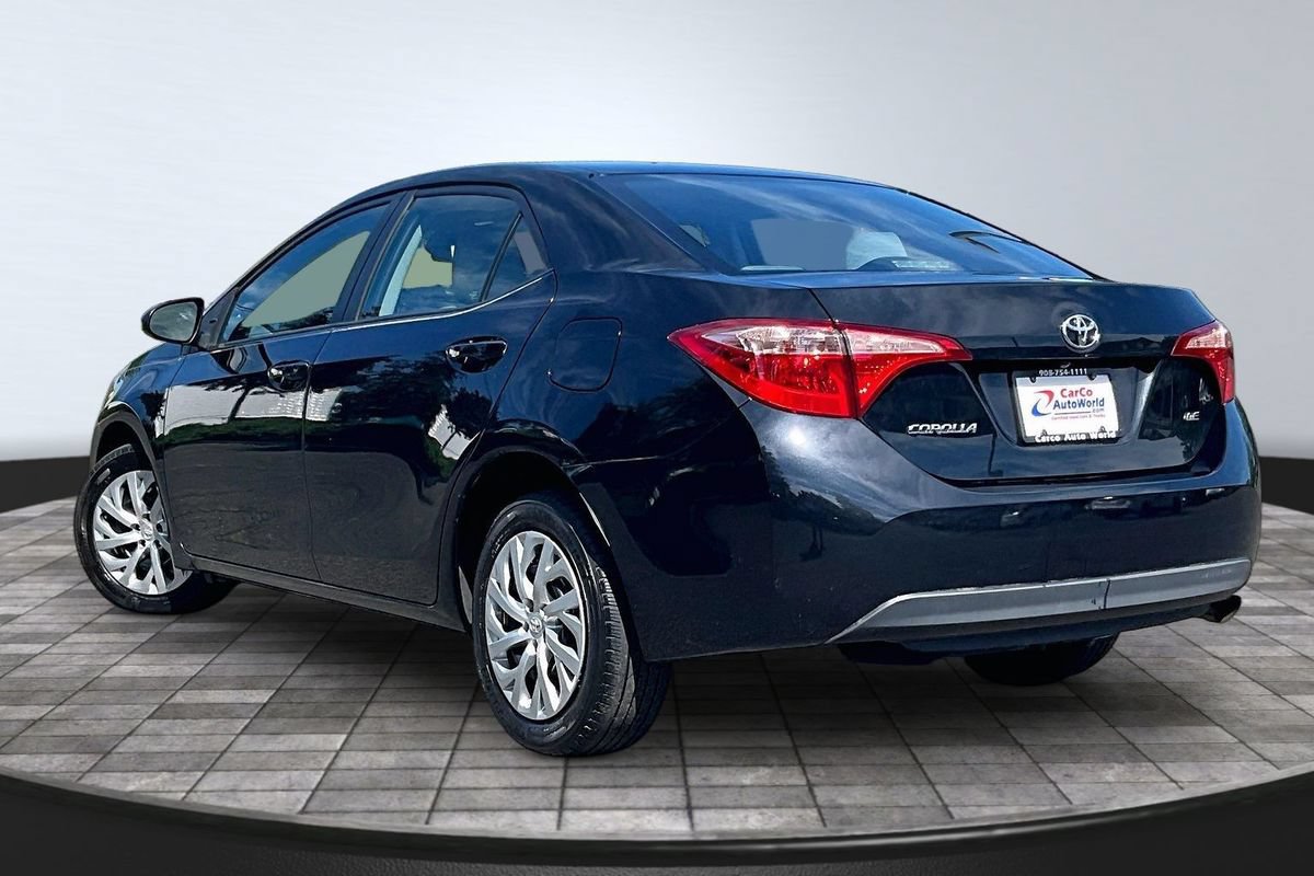 Used 2017 Toyota Corolla LE w/ Carpet Mat Package (TMS) FWD image 7