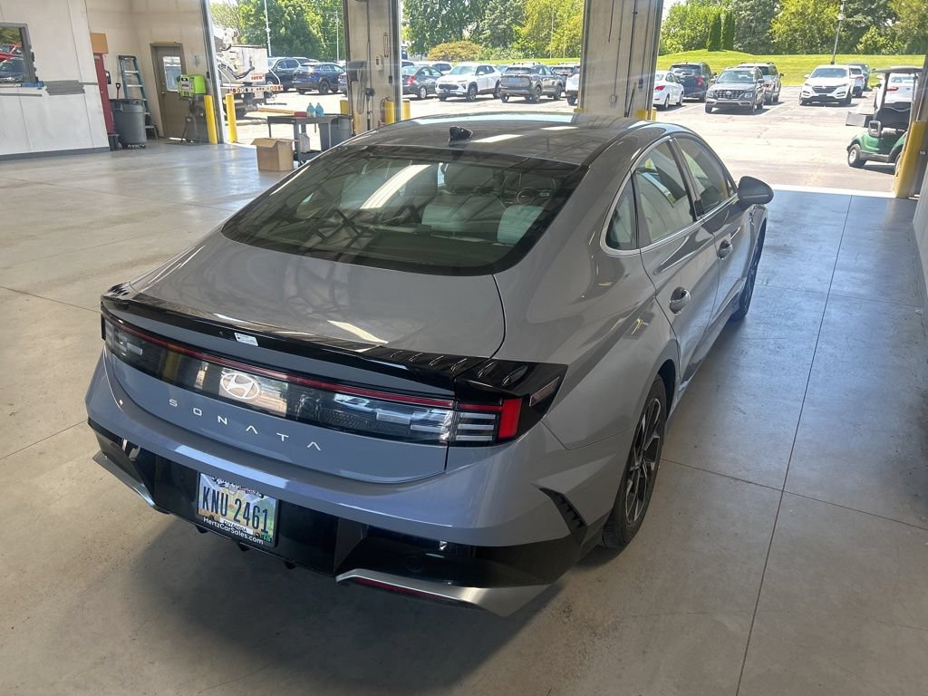 Used 2025 Hyundai Sonata SEL FWD image 6