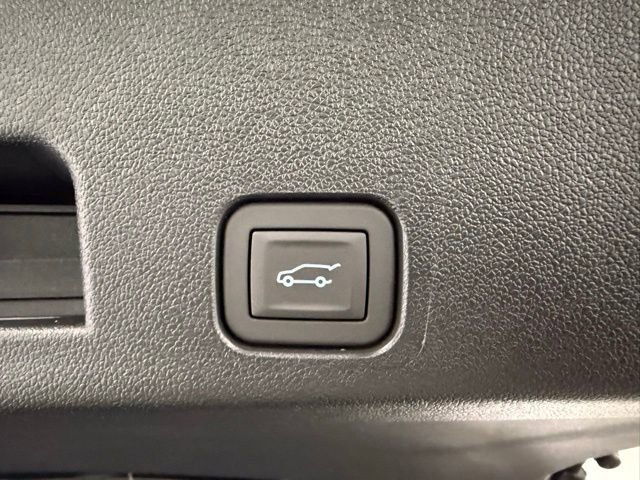 New 2026 Chevrolet Traverse Z71 w/ Enhanced Driving Package AWD/4WD image 9