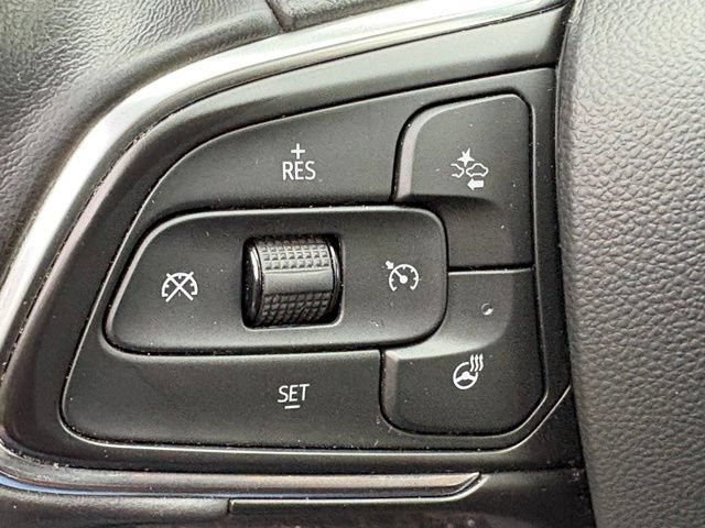 Used 2020 Buick Encore GX Essence FWD image 25