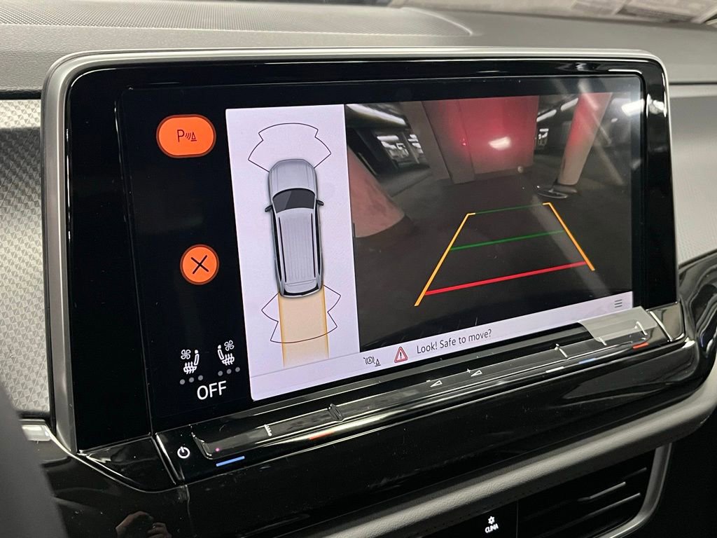 New 2026 Volkswagen Atlas Peak Edition image 30