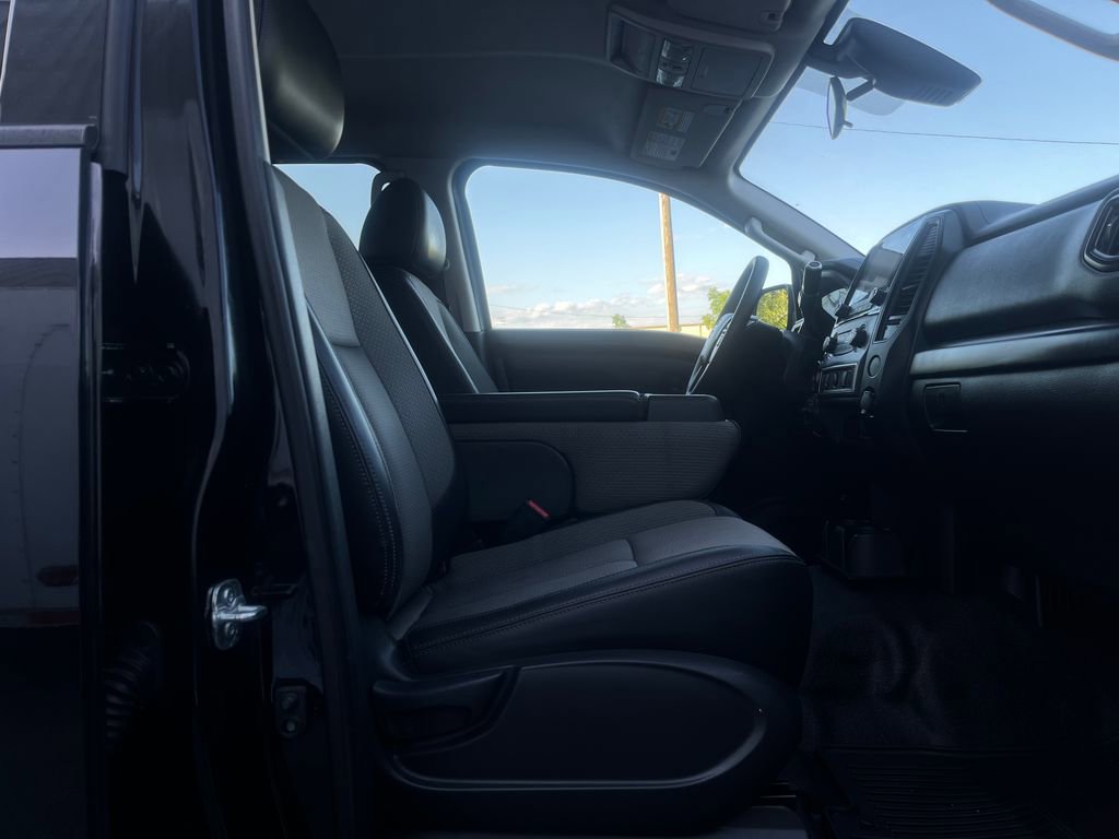 Used 2021 Nissan Titan S w/ S Utility Package AWD/4WD image 31
