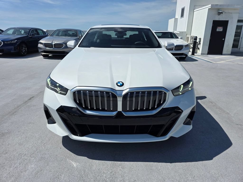 New 2027 BMW 530i w/ M Sport Package RWD image 2