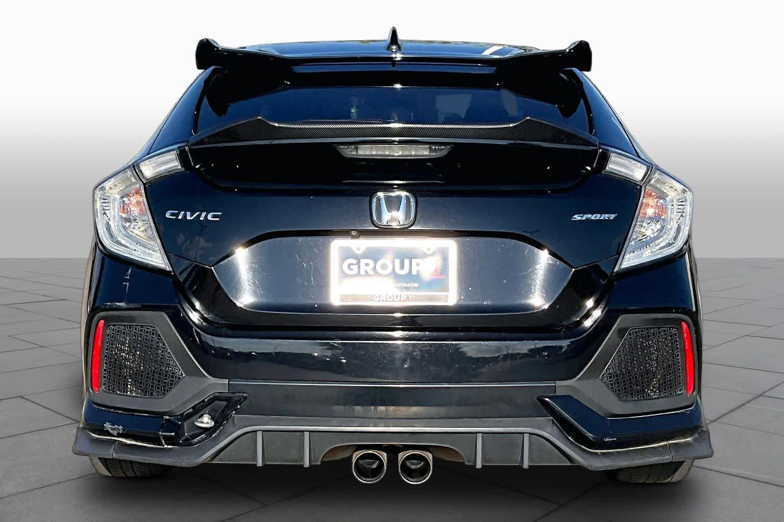 Used 2017 Honda Civic Sport image 5