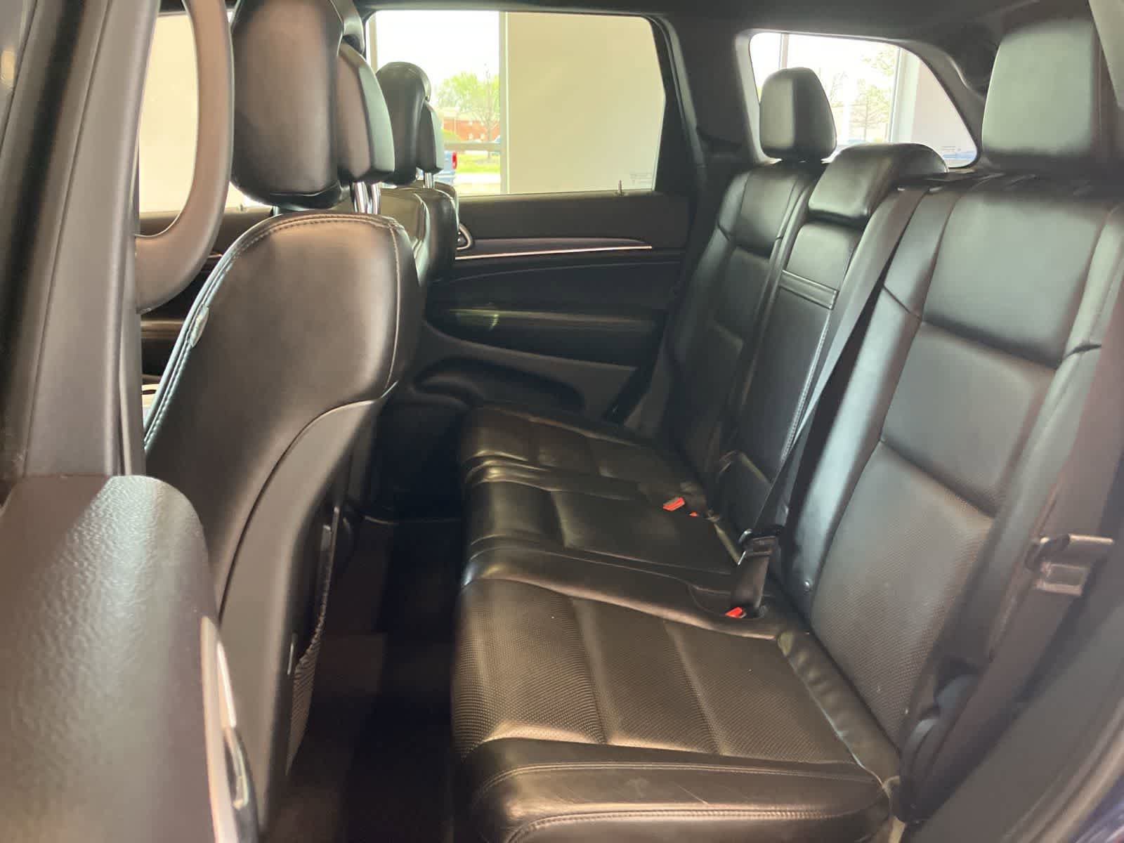 Used 2018 Jeep Grand Cherokee Limited w/ Luxury Group II AWD/4WD image 28