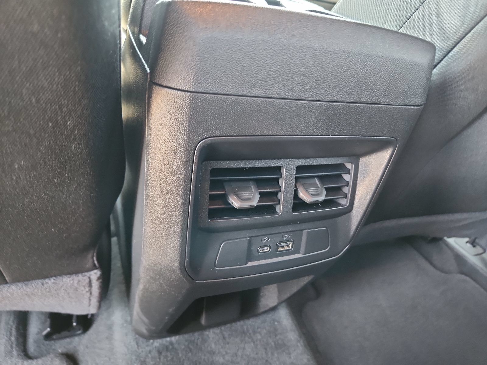 Used 2024 GMC Canyon Elevation w/ Convenience Package RWD image 10