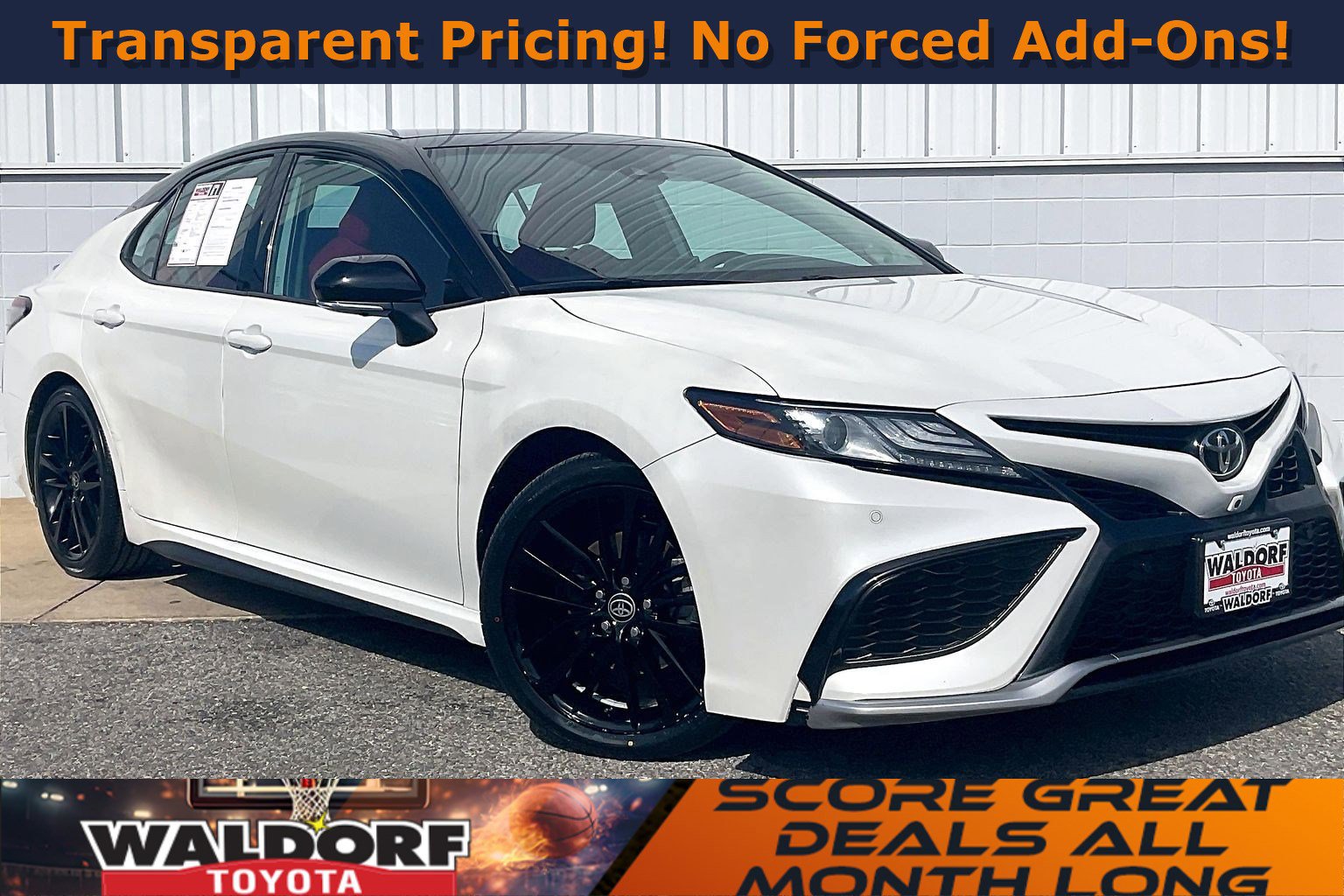 Used 2022 Toyota Camry XSE w/ Navigation Package image 1