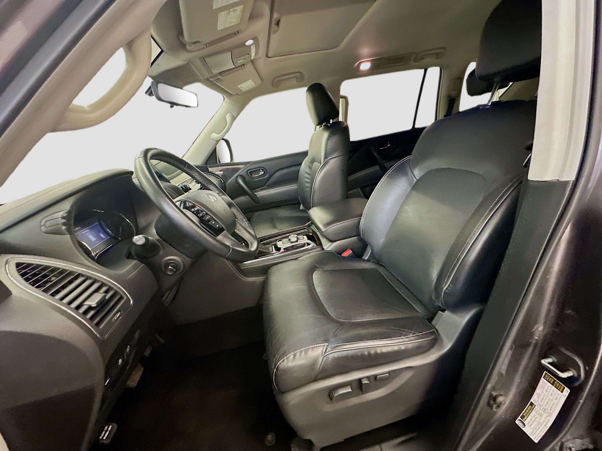 Used 2024 INFINITI QX80 Luxe image 13