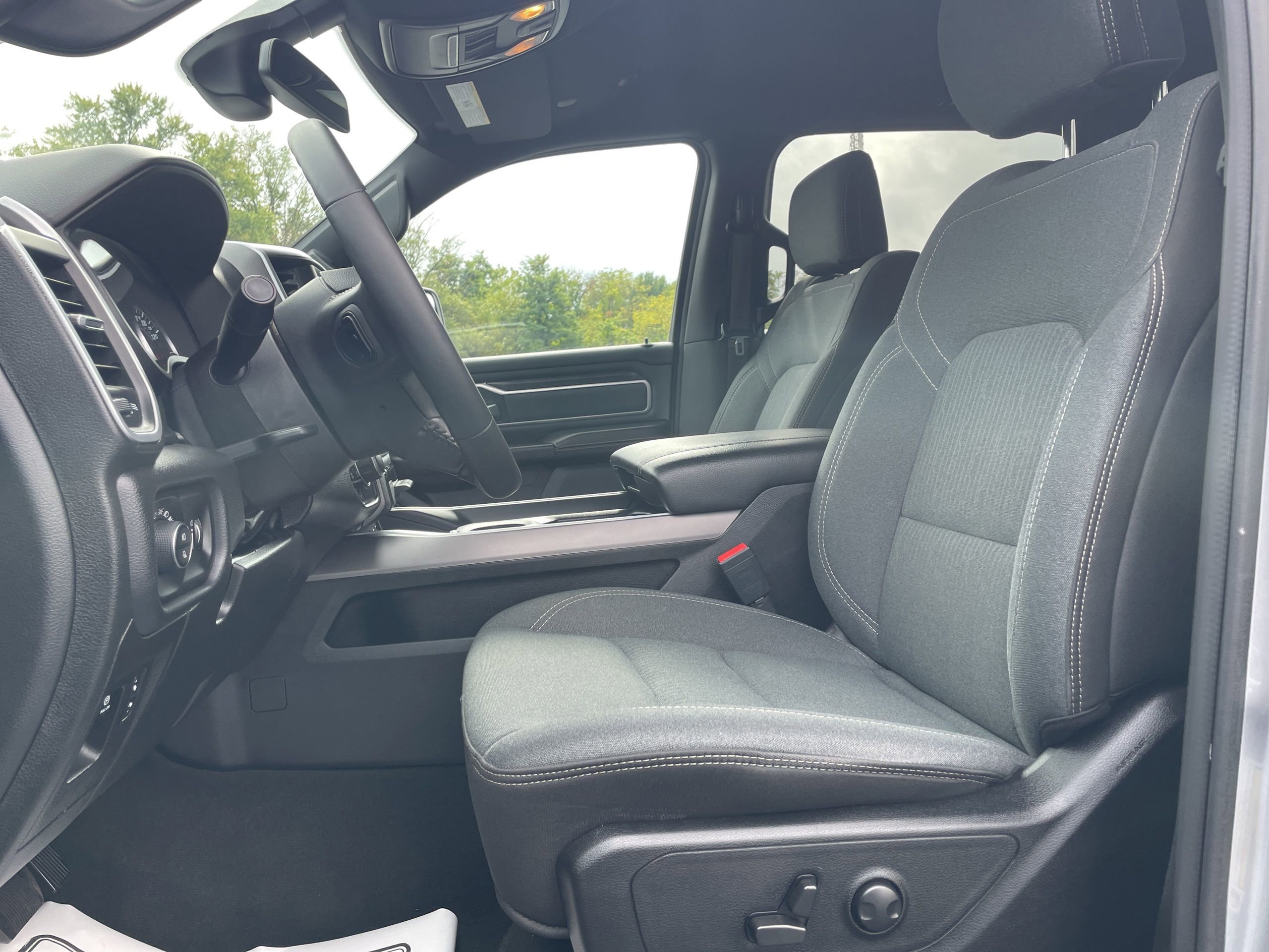 Used 2022 RAM 1500 Big Horn image 17