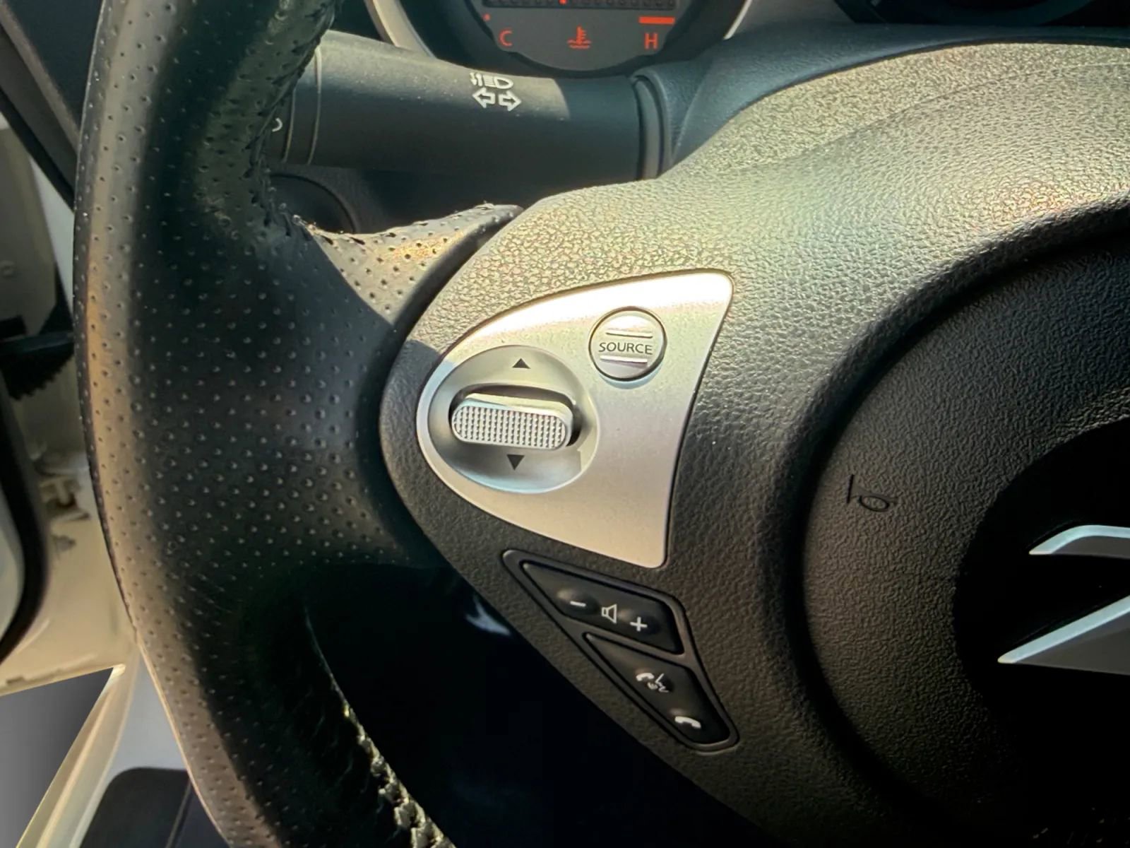 Used 2016 Nissan 370Z Coupe RWD image 24